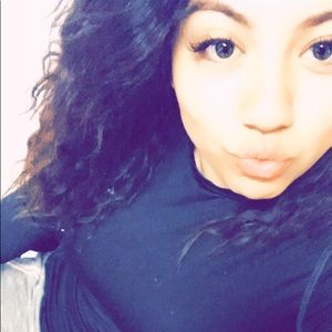 Meet your Posher, Nelly